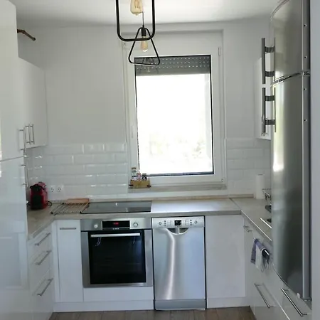 Szemespart Apartman Apartment Balatonszárszó