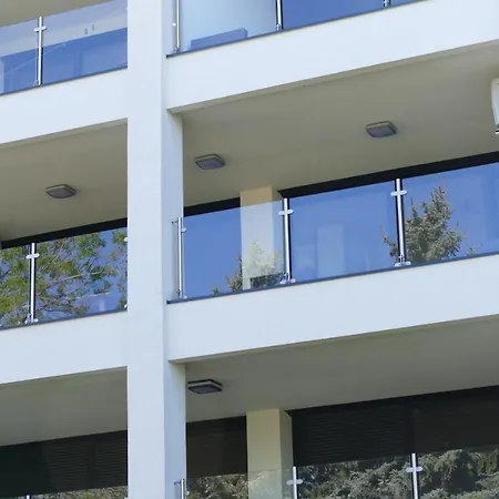 Szemespart Apartman Balatonszárszó